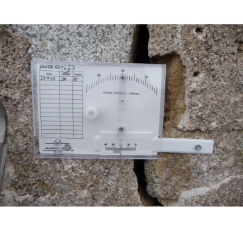 Preview: Anwendung G2 Rissmesslehre