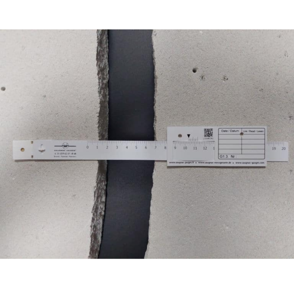 G1.3 Rissmonitor an Riss montiert